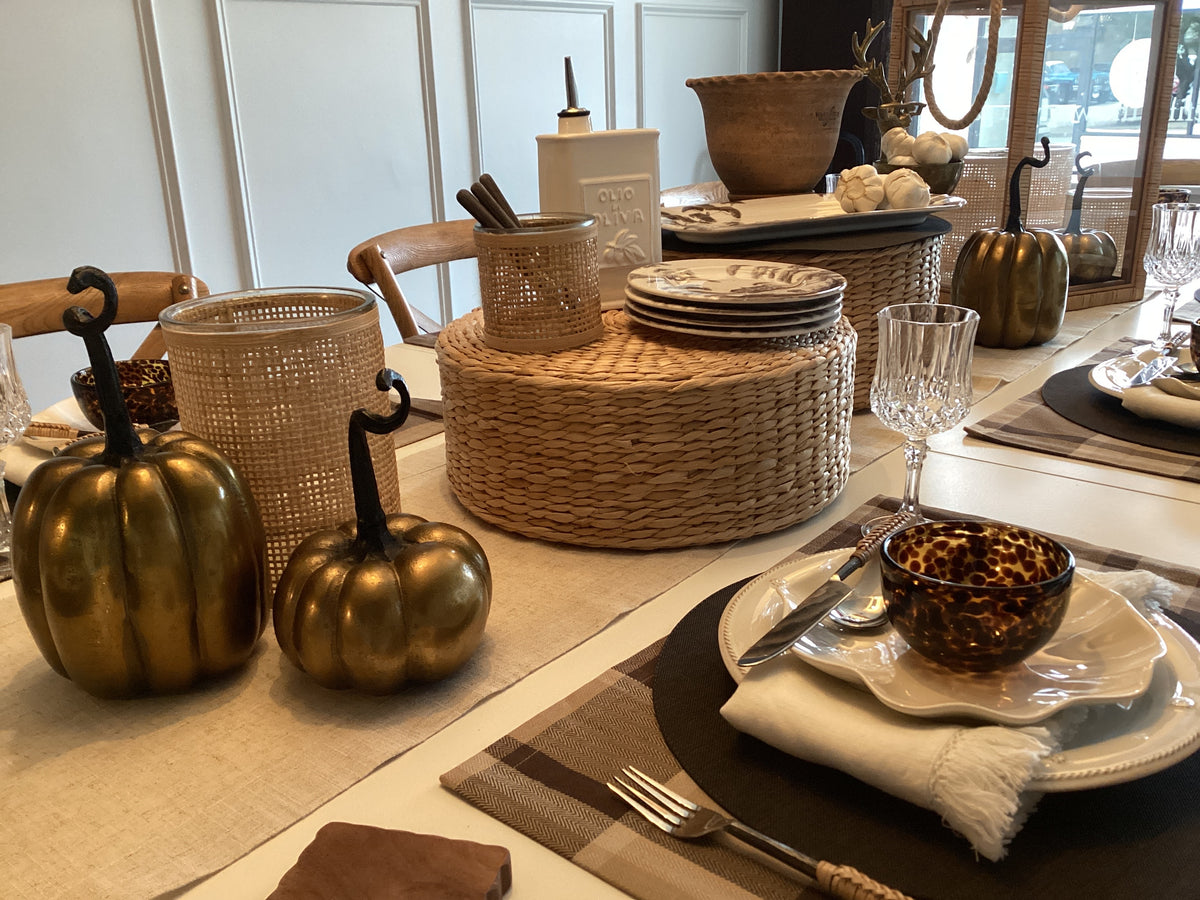 Fall Gathering Room Table